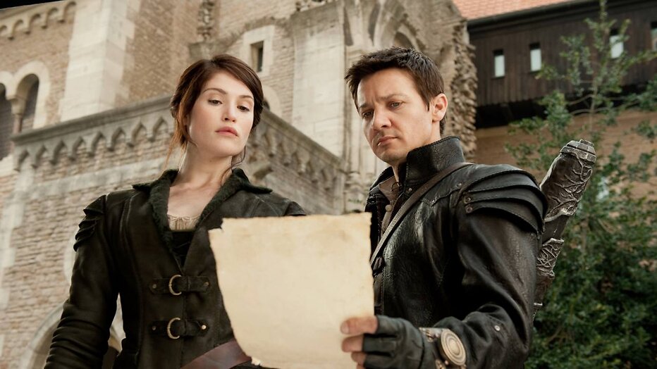 Gemma Arterton en Jeremy Renner in Hansel & Gretel: Witch Hunters