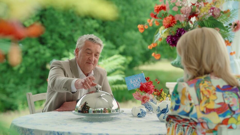 Robèrt van Beckhoven en Janny van der Heijden in Heel Holland Bakt