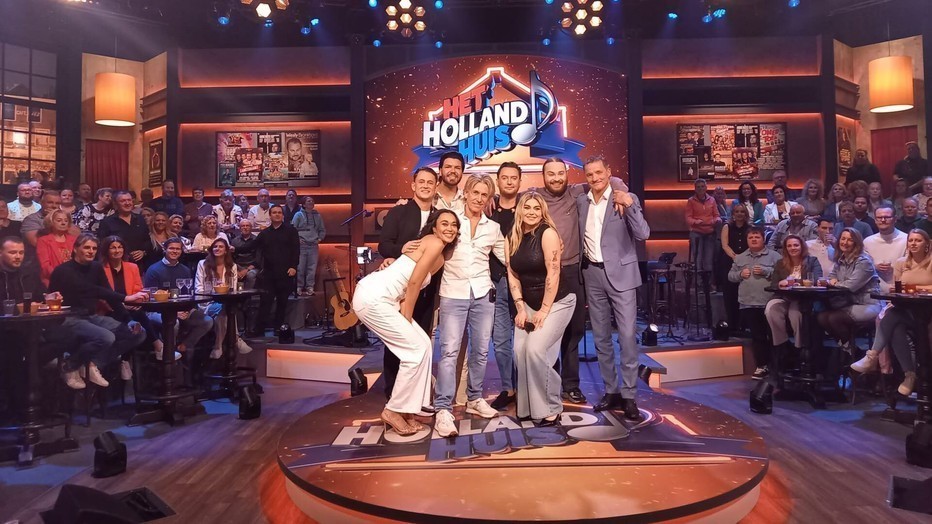 Roxeanne Hazes, Tino Martin en overige artiesten Het Holland Huis