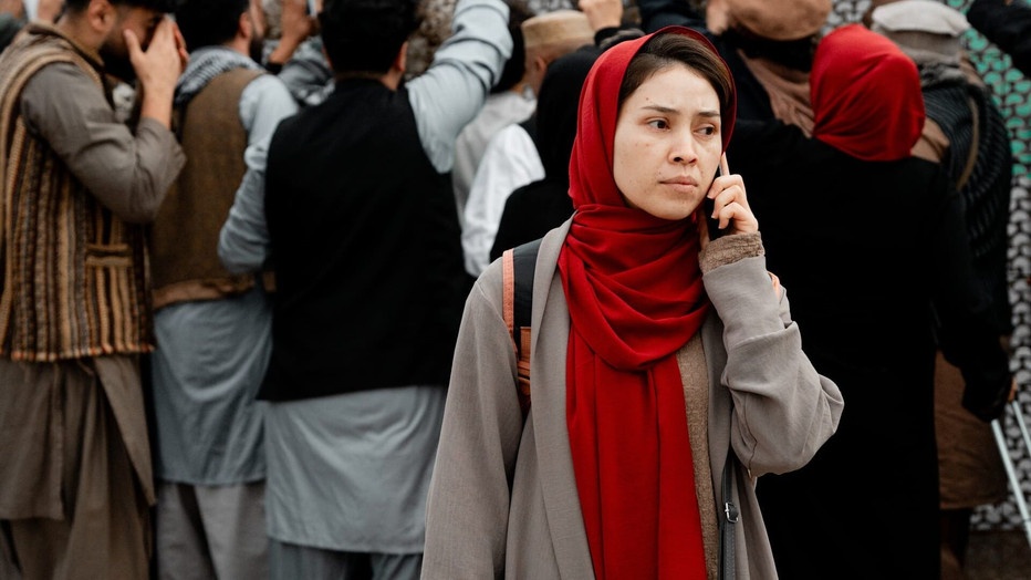 Still uit Holland Gate