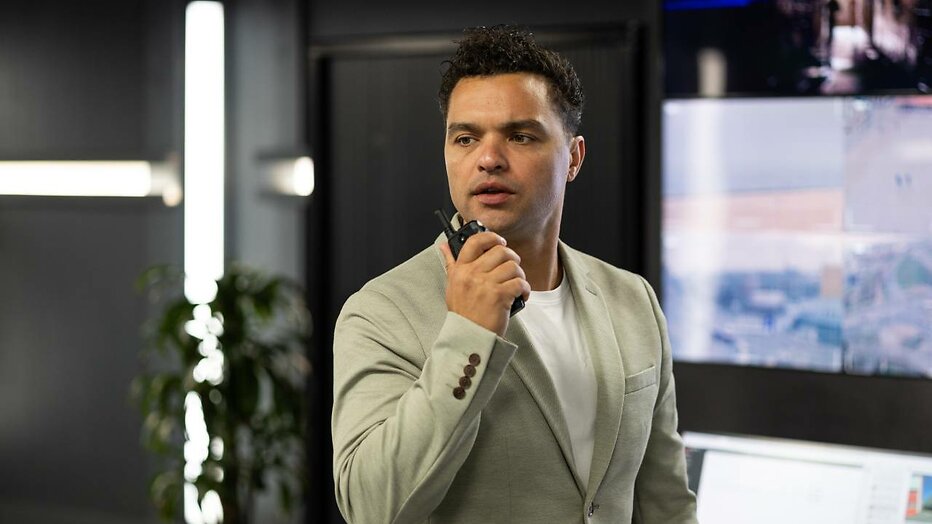 Kalile Ohoudi is de leider van de huntergroep.