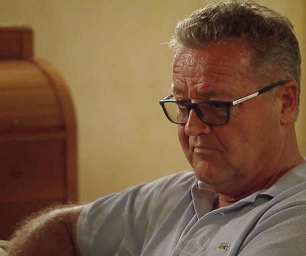 B&B Vol Liefde-ster Hans zet zijn bed & breakfast te koop