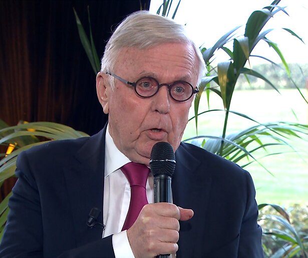 Harry Mens reageert op transfergeruchten SBS 6