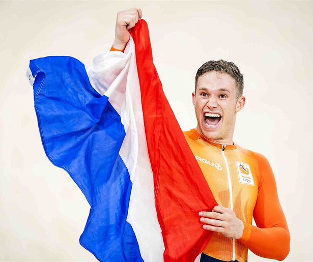 Harrie's Hattrick is voltooid. Derde goud voor Lavreysen bij het baanwielrennen!