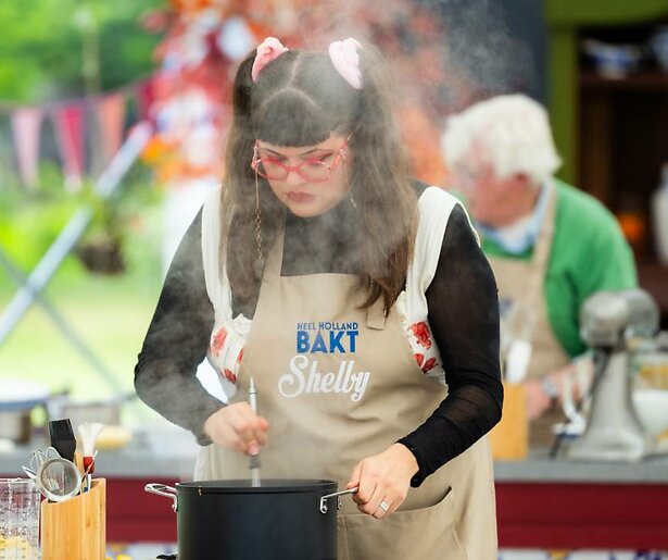 De TV van gisteren: Toch een wat moeilijke start voor Heel Holland Bakt