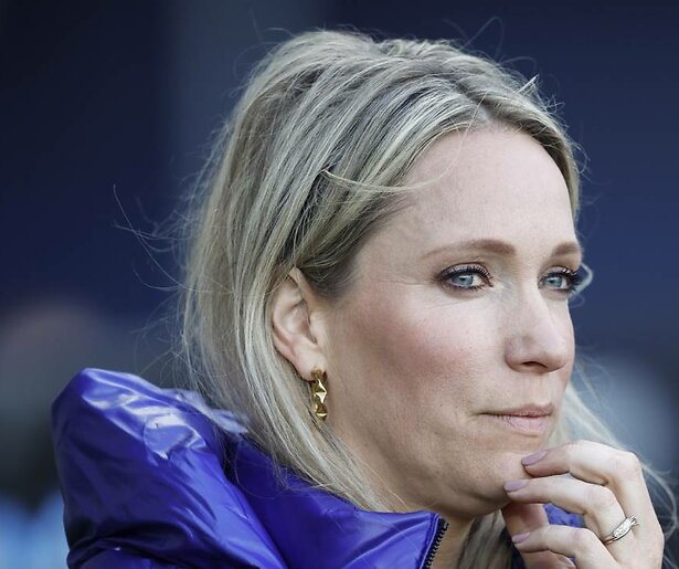 Vader van presentatrice Hélène Hendriks overleden