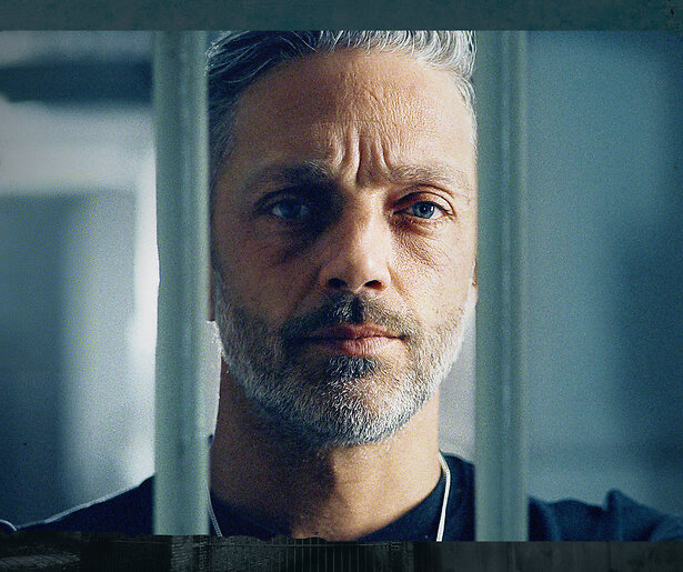 Tommie Christiaan ontmoet zijn oude drugsdealer in EO-programma Hel of Hotel