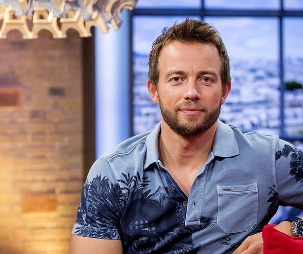 Het EK begint bij de NOS met Henry Schut