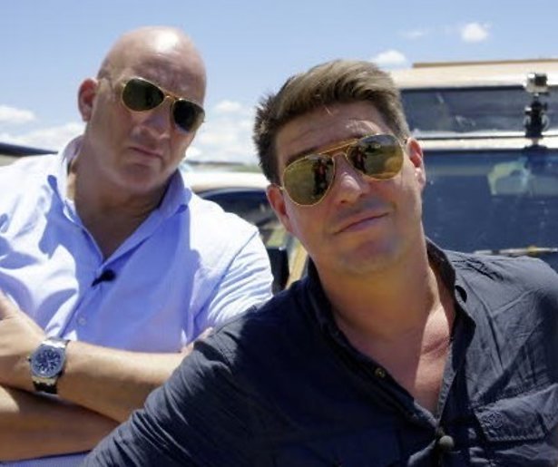 Dit geloof je pas als je het ziet! Vliegende hazen bij Herman en Martijn