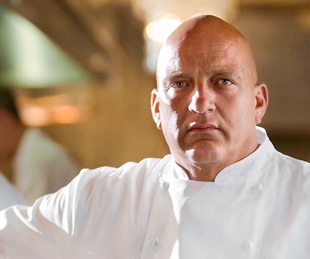 Herman den Blijker doet kookwedstrijdje tegen collega's