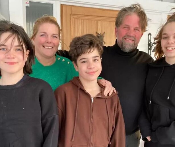 Kinderen vertellen over brand in herhaling van Het Roer Om