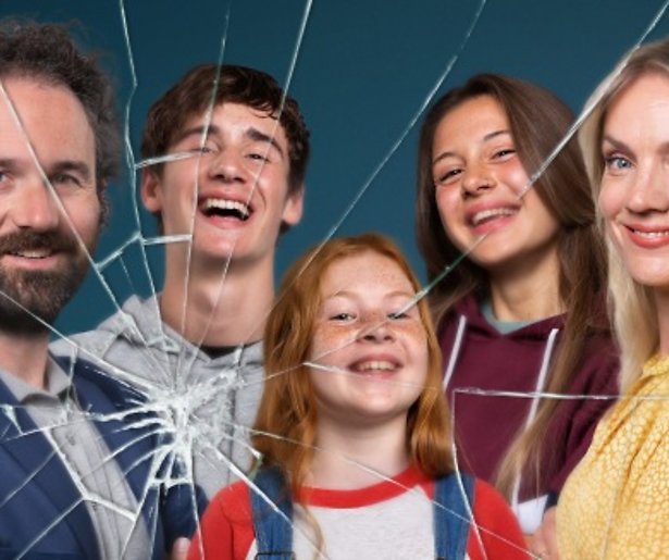 Nieuwe dramaserie op NPO 3: Hoe Mijn keurige ouders in de bak belandden