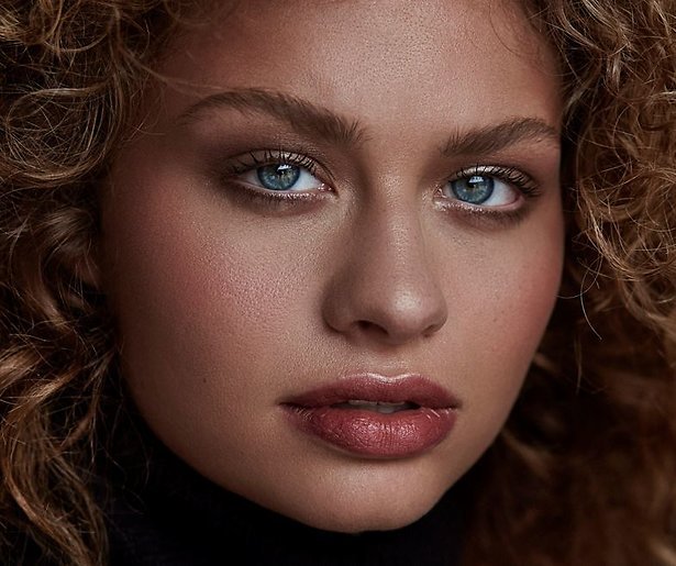 Videosnack: Lena speelt hoogtevrees parten in Top Model