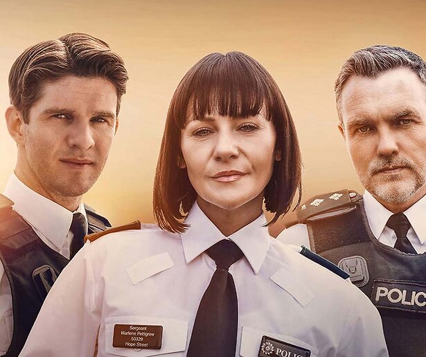 De fijne detectiveserie Hope Street is terug bij BBC First voor het derde seizoen