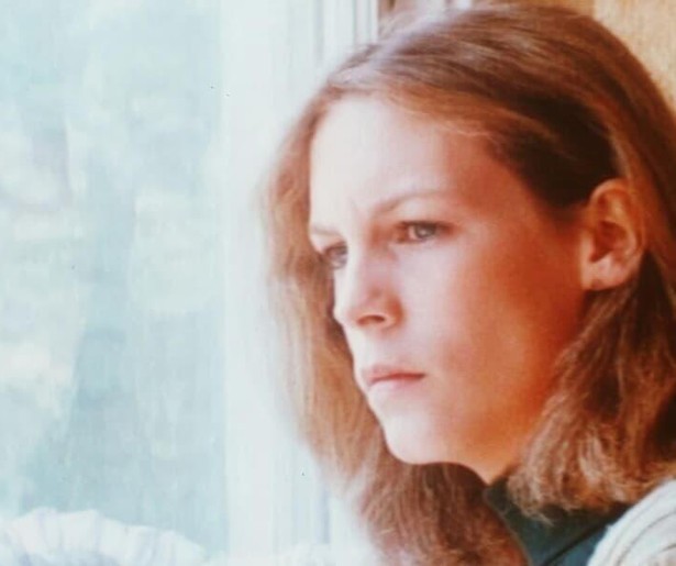Jamie Lee Curtis en de gek met het mes in horrorfilm Halloween