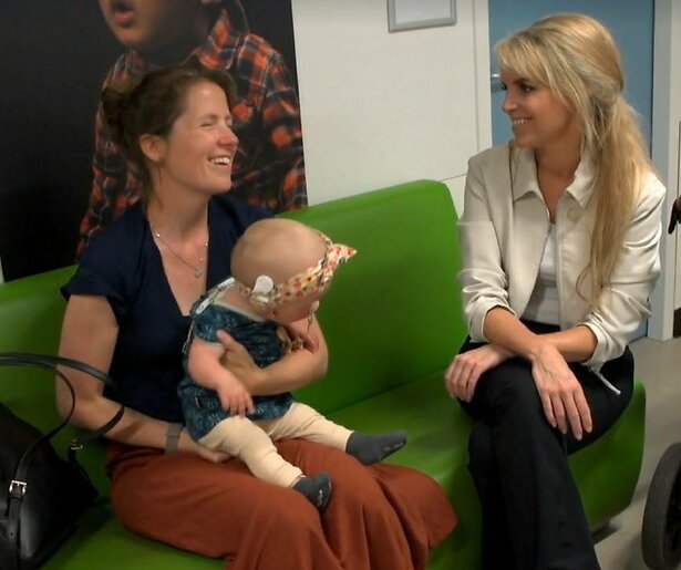 De TV van gisteren: Nieuw seizoen Handen aan de Couveuse zorgt voor ontroering