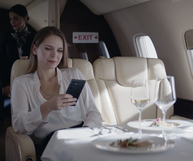 Hanna Verboom kan Ramon Derwig maar niet bereiken in Elixer 