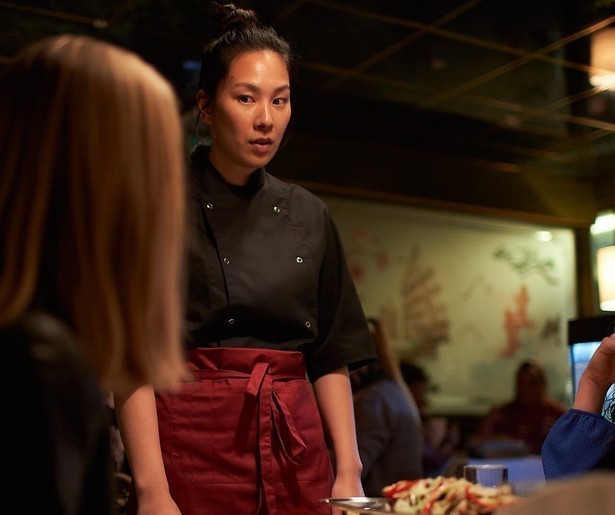 Broer en zus krijgen een restaurant in hun schoot geworpen in Happy Palace