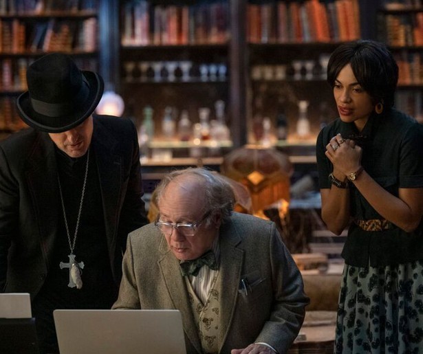 Rosaria Dawson is de geesten liever kwijt dan rijk in Haunted Mansion