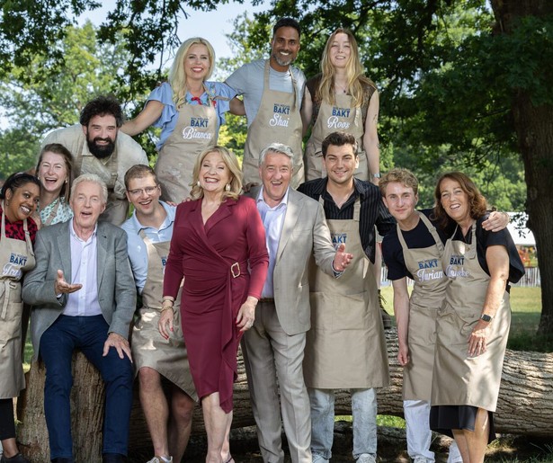 Heel Holland Bakt viert de 100ste aflevering met een aantal 100-jarigen