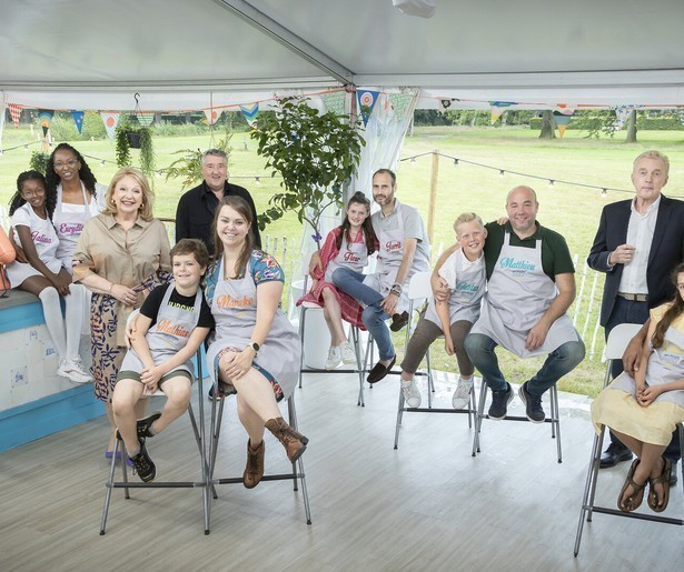 Fastfood in de tent van Heel Holland bakt kids