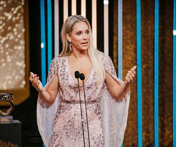 Hélène Hendriks blikt terug op haar 2023: 'Veel geluk gehad' 