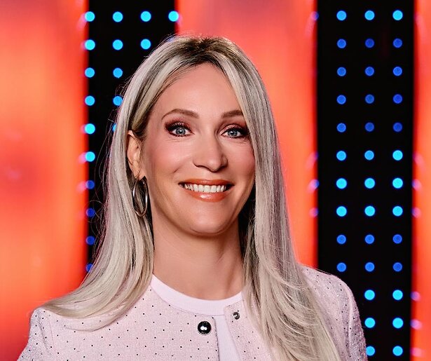Hélène Hendriks blikt vooruit op De Staatsloterij Show: 'Dit is levensgroot apenkooien' 