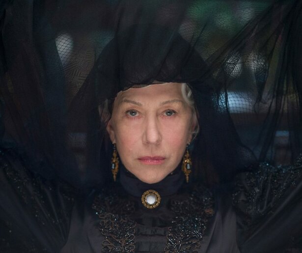 Helen Mirren blijkt in een gigantisch spookhuis te wonen in Winchester