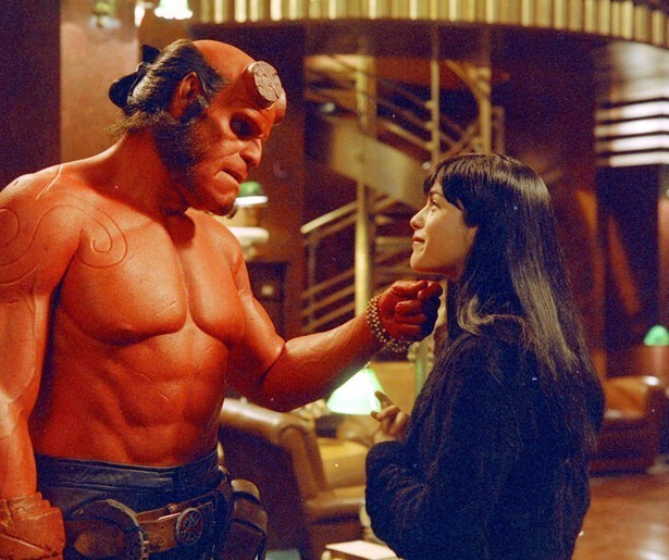 Ron Perlman strijdt tegen het kwaad als Hellboy