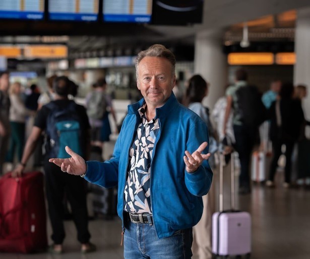 Joris Linssen is weer getuige van een emotionele hereniging in Hello Goodbye