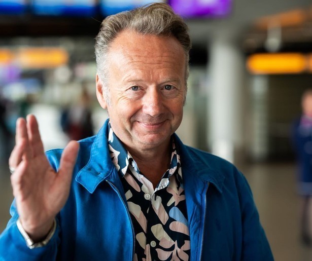 Joris Linssen is getuige van een bijzondere hereniging tussen vader en zoon in Hello Goodbye