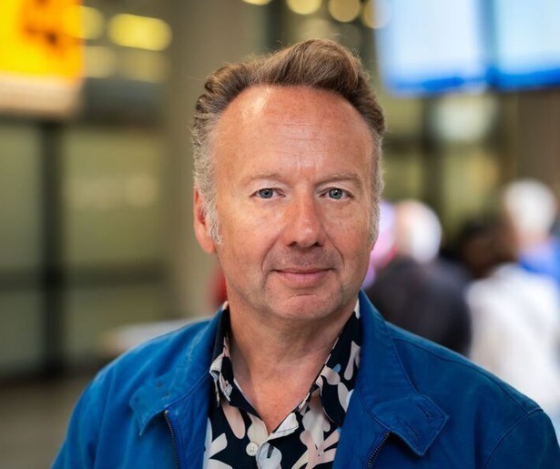 Joris Linssen sluit het seizoen van Hello Goodbye af met een compilatieaflevering