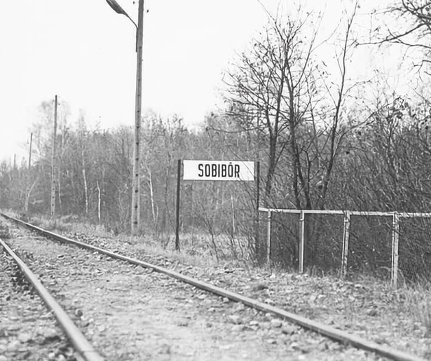 NOS zendt de 80-jarige herdenking van Opstand Sobibor uit