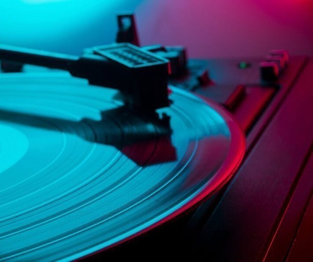 Paul Rabbering, Roos Schlikker en Tangarine halen herinneringen op in Het Beste van ... de Zero's