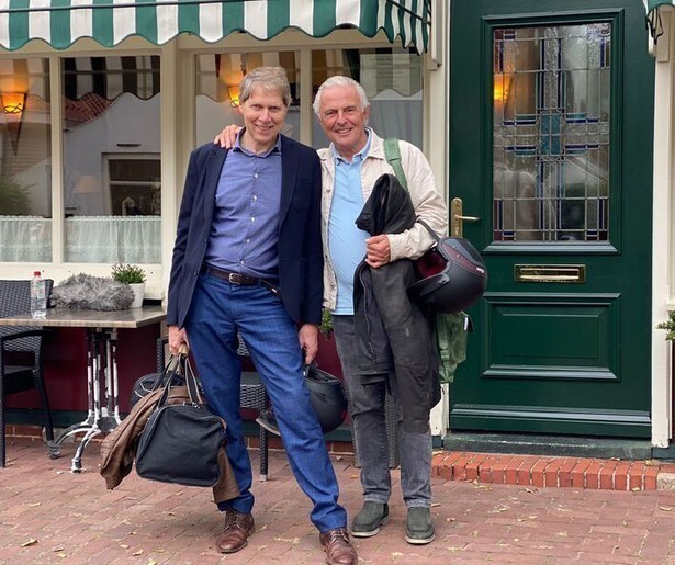 Huub Stapel en Wim Daniël sluiten reeks Het Dorp af