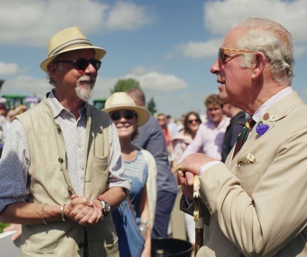 Prins Charles maakt zijn opwachting in Het Echte Leven van de Britse Adel