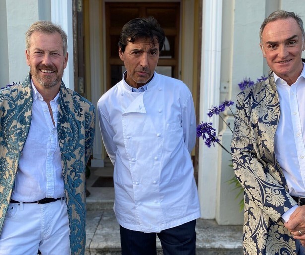 Excentrieke Britse aristocraten geven een inkijkje in hun leven in herhaling Het Echte Leven van de Britse Adel