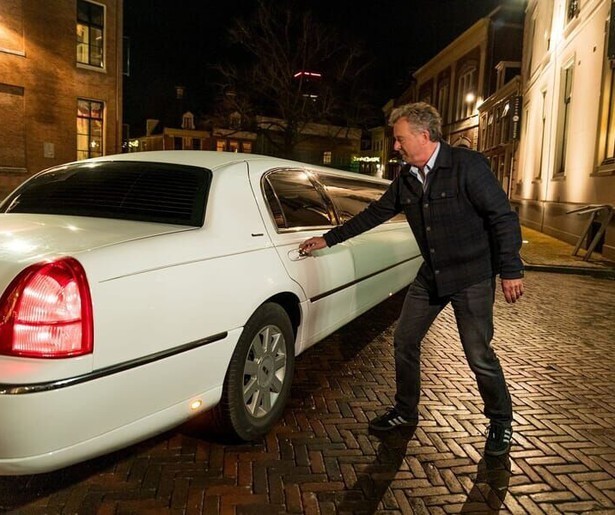 Er staat Bert van Leeuwen weer een flinke uitdaging te wachten in Het Familiediner