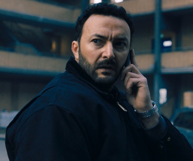 Een bloedstollende confrontatie tussen terrorist Faysal en rechercheur Mardik in het Gouden Uur