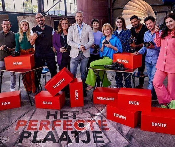 Kandidaten Het Perfecte Plaatje wagen zich aan naaktfoto mét boodschap