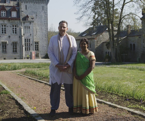 Peter en Sandia vertrekken naar Spanje in herhaling Het Roer Om