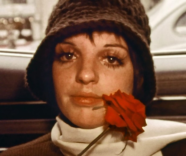 Liza Minnelli is het middelpunt in Het Uur van de Wolf