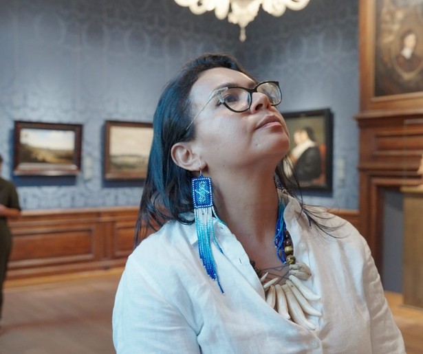 Ida Does volgt Daiara Tukano in Het Uur van de Wolf