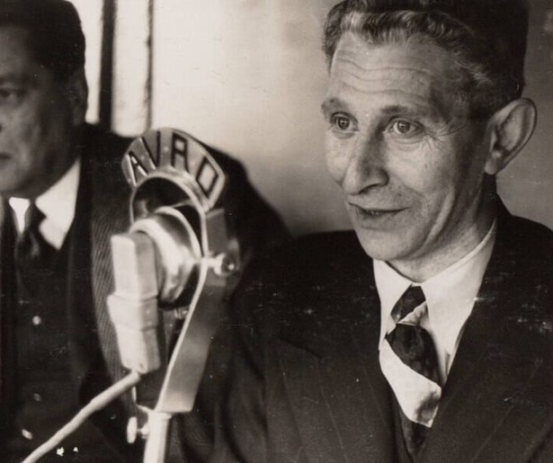 De documentaire Het Verraad van Hilversum draait de klok terug naar 15 mei 1940