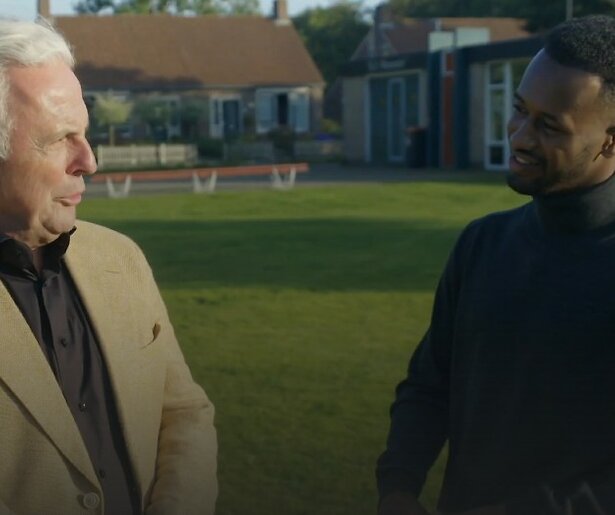 De TV van gisteren: Het Dorp en Amazing Grace maken flitsende start