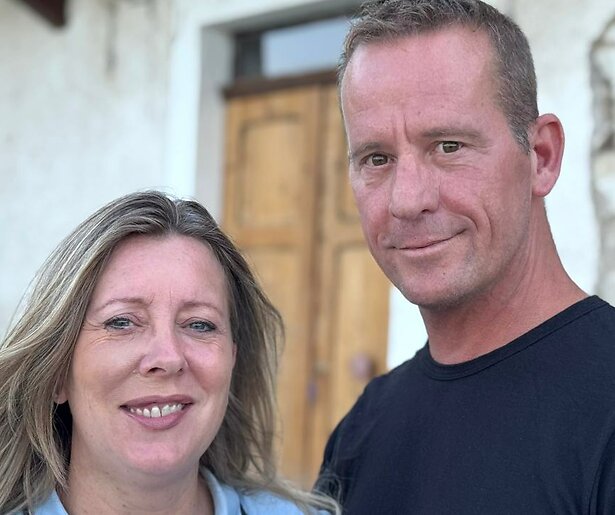 Sandra en Martin uit Het Roer Om vertrekken met een beperkt budget naar Italië