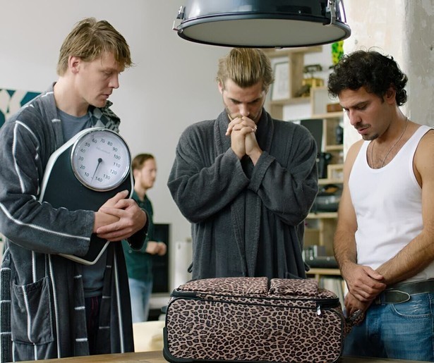 Manuel Broekman gooit het even over een andere boeg in Homies