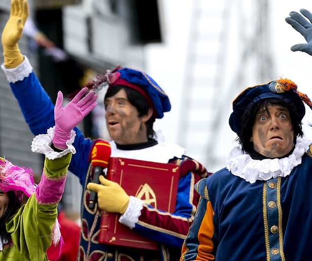 Jochem Myjer laat van zich horen in alle ophef over het Sinterklaasjournaal: 'Van mijn Hoofdpiet blijf je af'