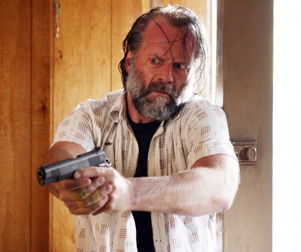 Bruce Willis houdt het hoofd koel bij een gijzeling in Hostage