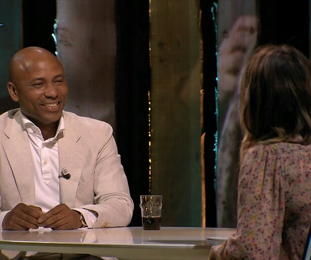 De TV van gisteren: Humberto Tan raakt kijkers met zijn verhaal in Zomergasten